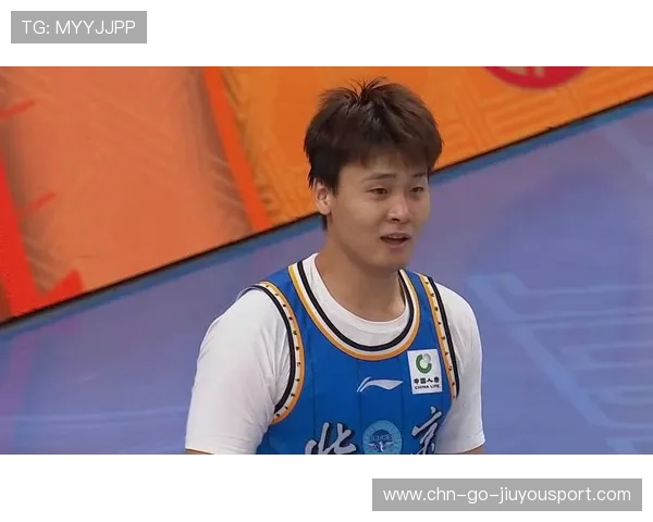 北京首钢迎赵睿训练 球迷信心倍增，赵婷首钢